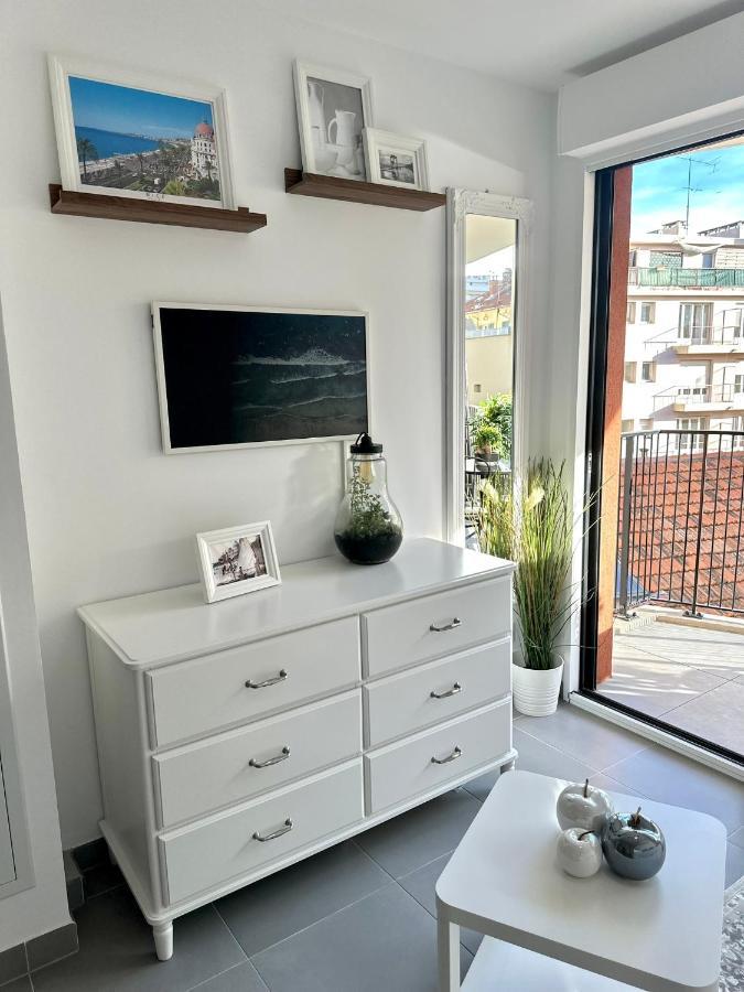 Charmant Studio A Proximite Du Port De ニース エクステリア 写真